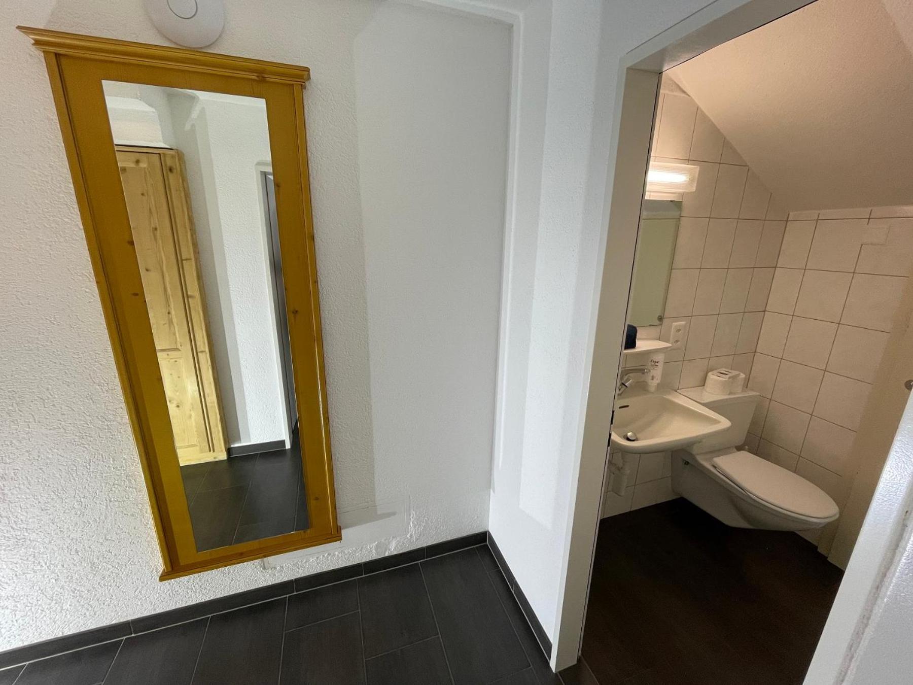 Catrina Hotel Дизентис Номер фото
