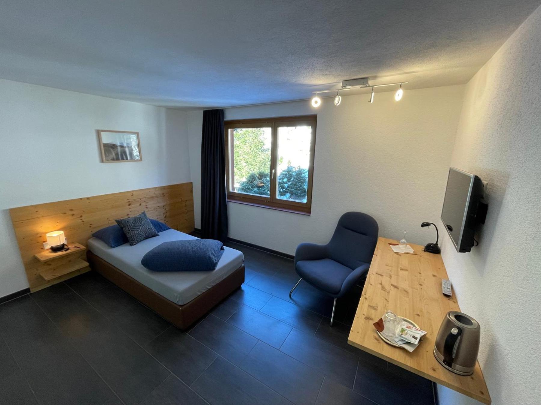 Catrina Hotel Дизентис Номер фото